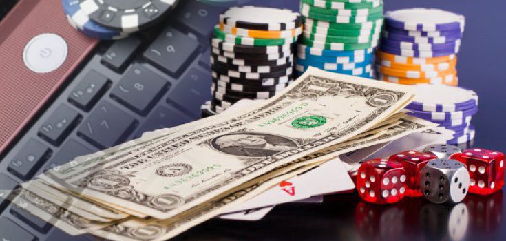 Entertain yourself through Online Gambling